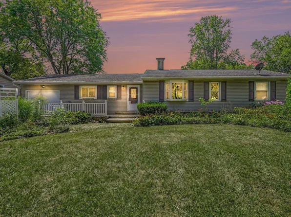 5486 Lippincott Blvd, Burton, MI 48519