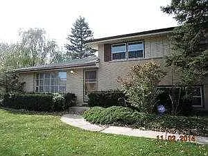 8646 Dunbar St photo 1