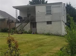 938 Scott Ave, Jeannette, PA