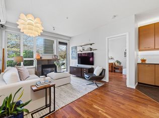 530 Raven Woods Dr #223, Burrard Inlet 3, BC