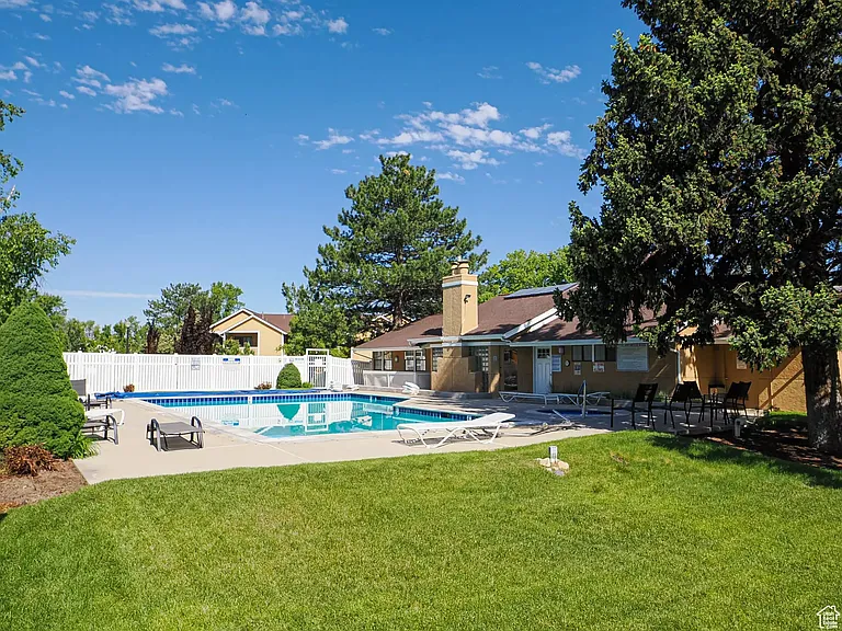 1228 E Shadow Ridge Dr #3B — Photo 11