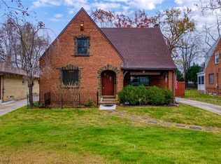 5699 Onaway Oval, Parma, OH