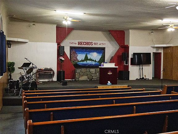 4th image of 203 W 20th St