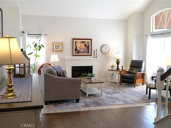 3rd image of 10830 Yolo St