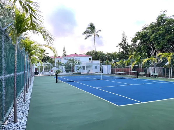 123 Kaelepulu Dr, Kailua, HI 96734