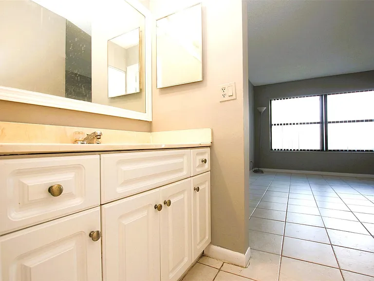 217 Lake Pointe Dr #107 — Photo 25