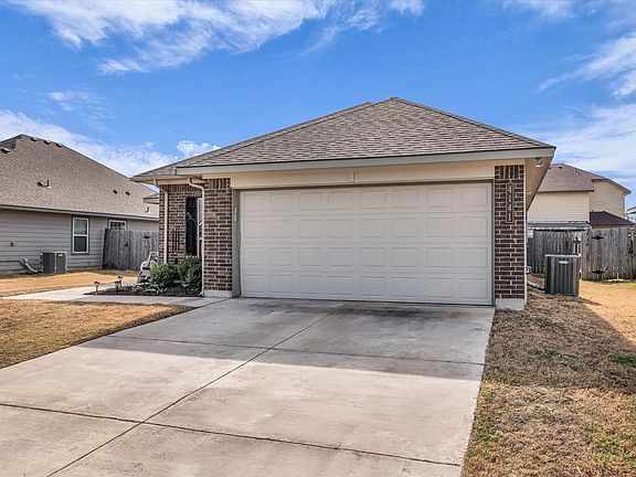 3rd image of 4141 Riata Ranch Rd