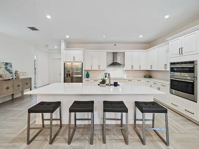 2938 Gin Berry Way — Photo 4