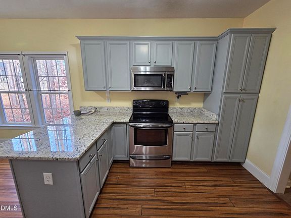 2nd image of 143 Rawhide Dr