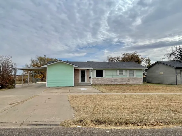 306 Thomas Blvd, Plainview, TX 79072