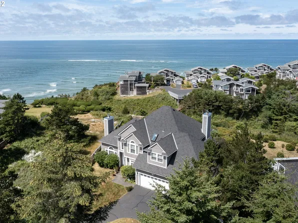 400 Fall Creek Dr, Tillamook, OR 97141