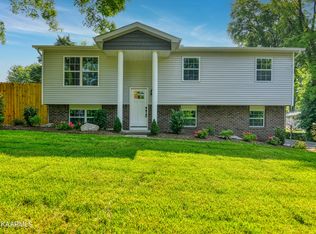 3804 Sullivan Rd, Knoxville, TN 37921