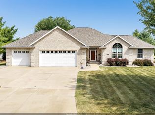 3767 Misty Meadow Ln, De Pere, WI 54115