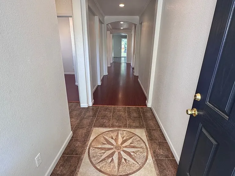 9801 Caygoude Ct — Photo 3