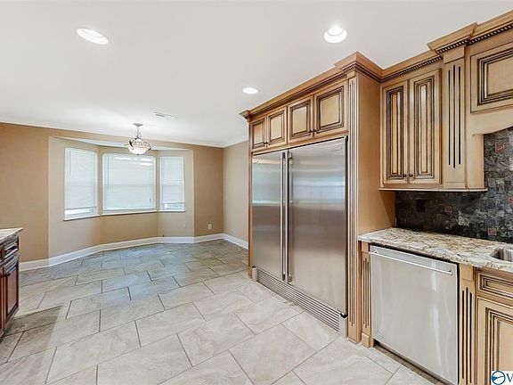 4th image of 5002 Brookwood Dr