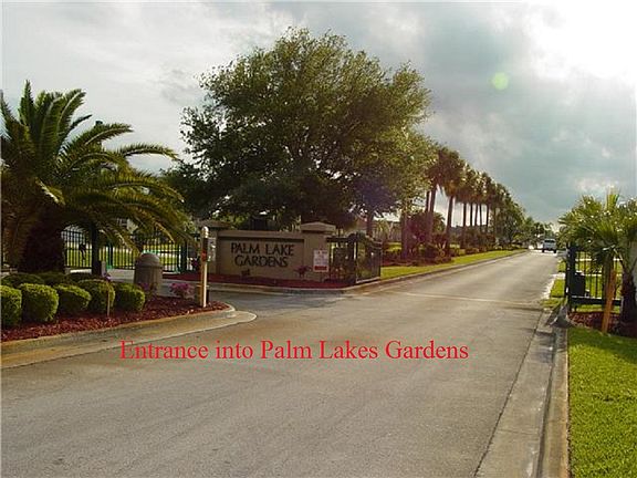 4th image of 2706 Palm Lakes Ave