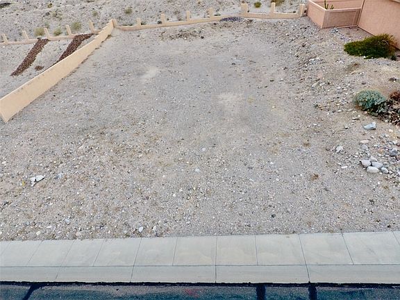 2nd image of 2920 Desert Vista Drive