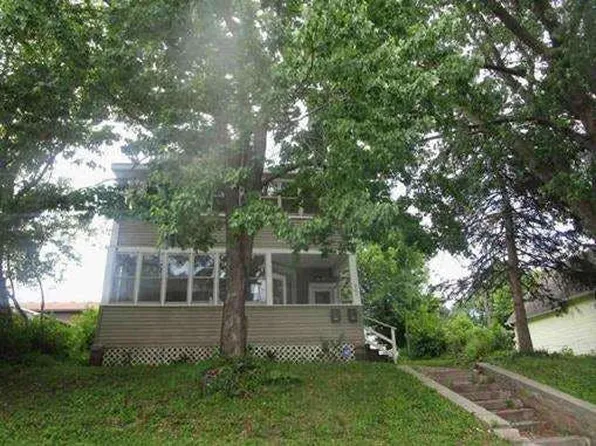 341 Stinson St, Saint Paul, MN 55117