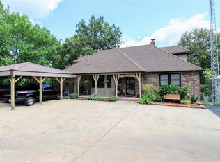 11520 Main St, Dixon, MO 65459