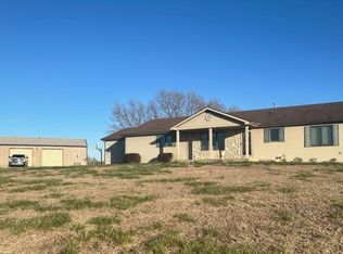 11597 31st St, Perry, KS 66073