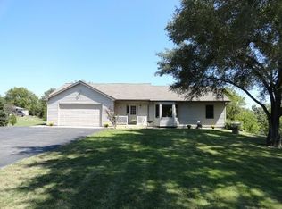 8625 McHenry St, Burlington, WI 53105