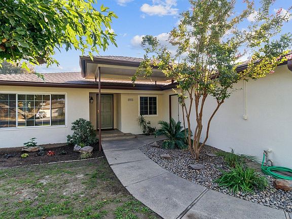 3rd image of 405 N Granada Dr