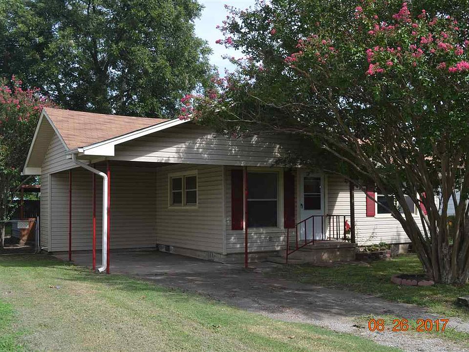 1st image of 305 S Fernwood Ave
