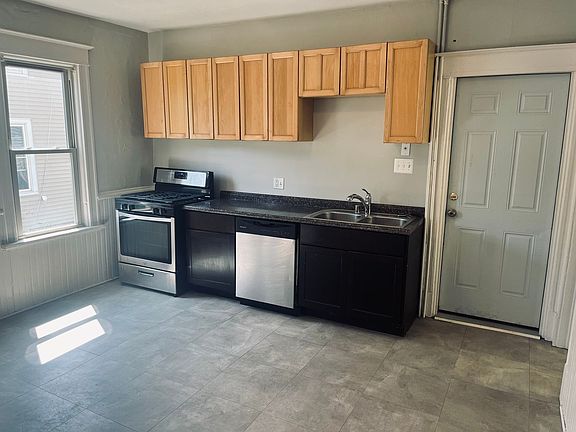 5th image of 2636 N Weil St APT 3