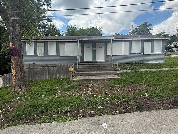 3rd image of 1702 Bellaire Ave