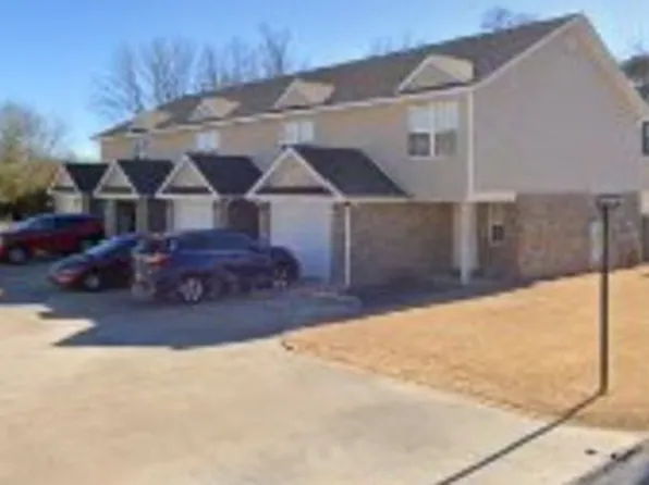 3102 Curtis St, Fayetteville, AR 72704