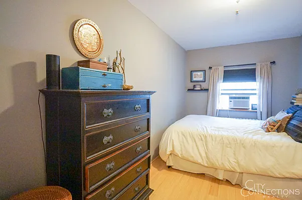 Rented by City Connections Realty | media 26