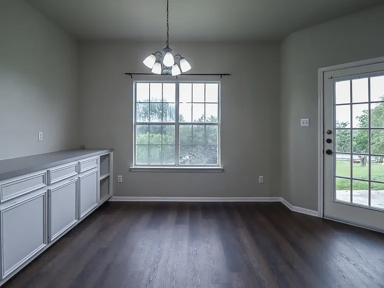 1810 Mesa Oaks Cir — Photo 15