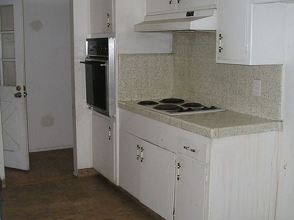 5th image of 1590 Glidden Ave