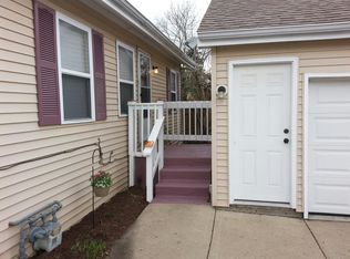 37194 N Granada Blvd, Lake Villa, IL 60046