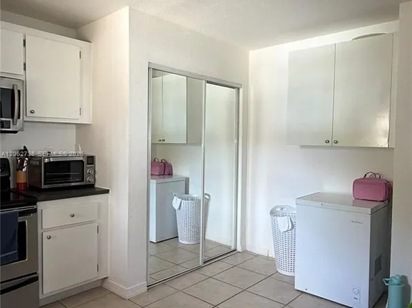 12193 Royal Palm Blvd #1A, Coral Springs, FL 33065