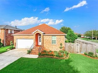 7401 Benson St, New Orleans, LA 70127