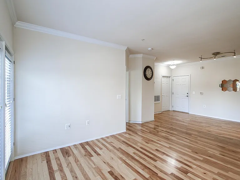 11750 Old Georgetown Rd — Photo 6