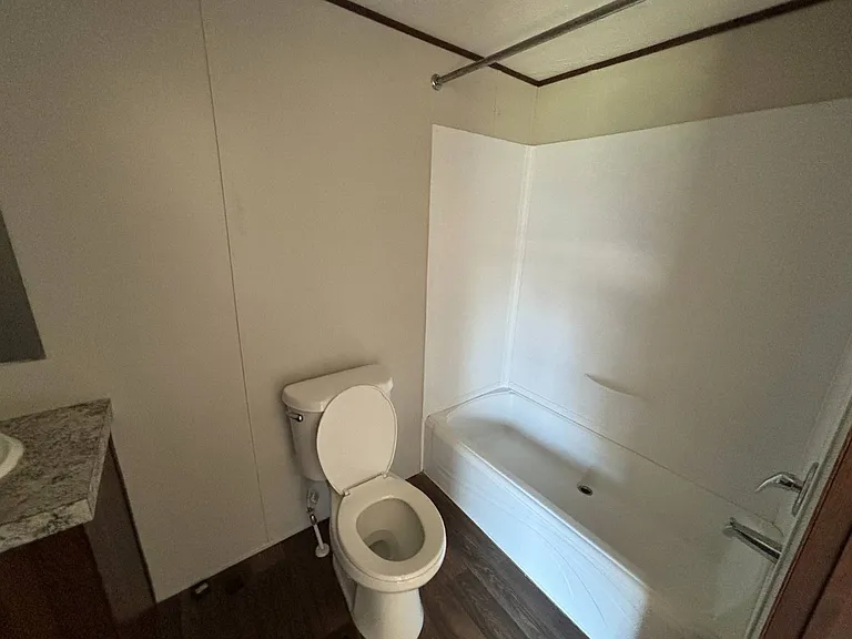 105 Exter Dr #21 — Photo 9
