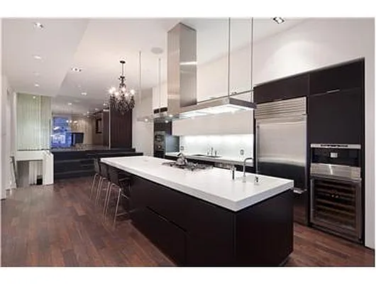 Rented by Douglas Elliman | media 35