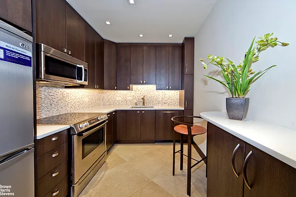 Rented by Brown Harris Stevens | media 21