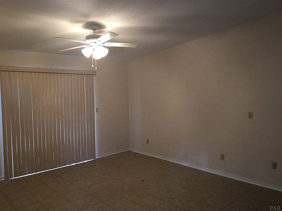 5th image of 8360 Country Walk Dr APT A