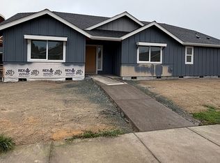 1604 Kokanee Ln, Grants Pass, OR