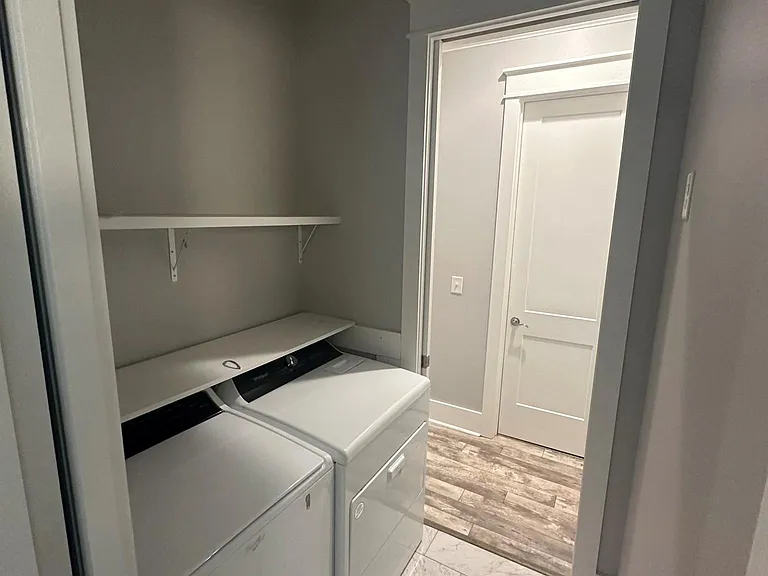 15 Waterside Ln — Photo 11