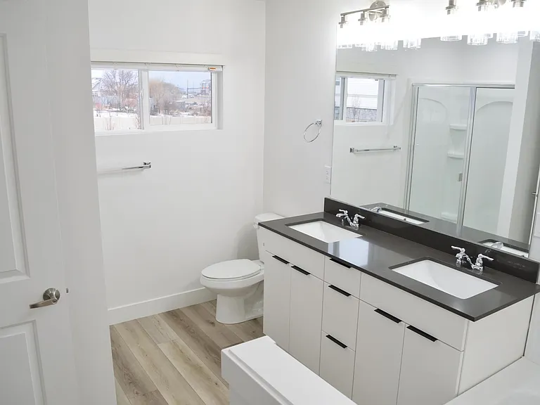 1924 E 1550 N — Photo 27