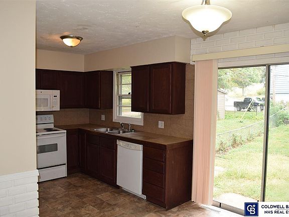 3rd image of 12650 Westwood Ln