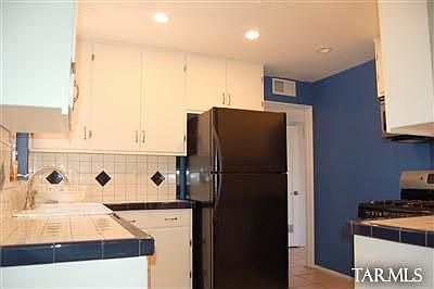 1st image of 2525 E Eastland St