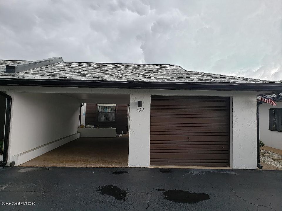 1st image of 733 Palm Springs Cir