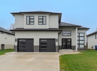 34 Noble Ct, Amherstburg, ON