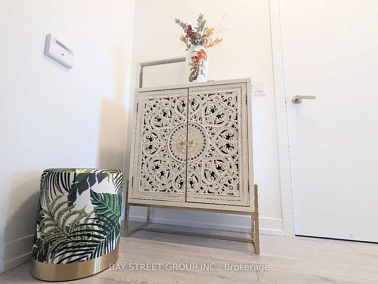 77 Shuter St #1707 — Photo 5
