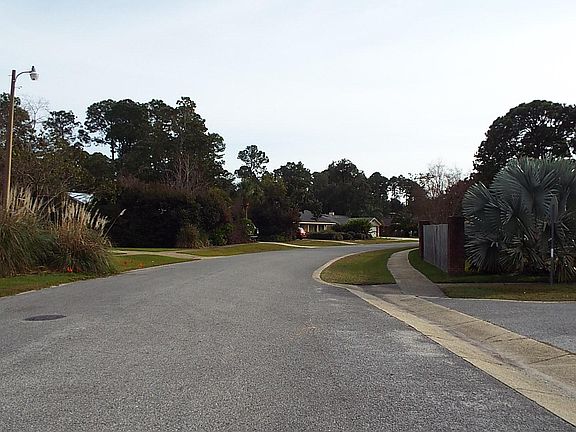 3rd image of 1458 Sanibel Ln